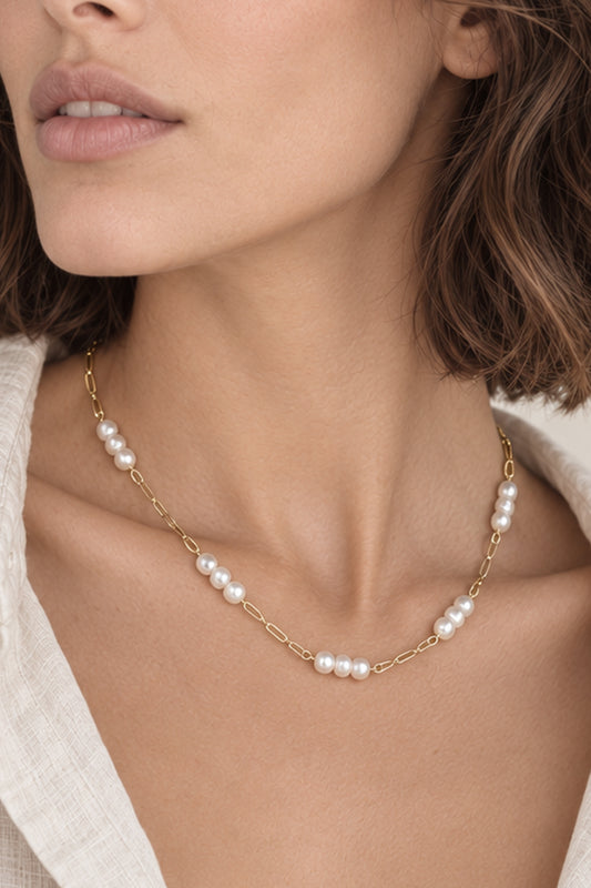 COLLAR GOLDAND PERLIES