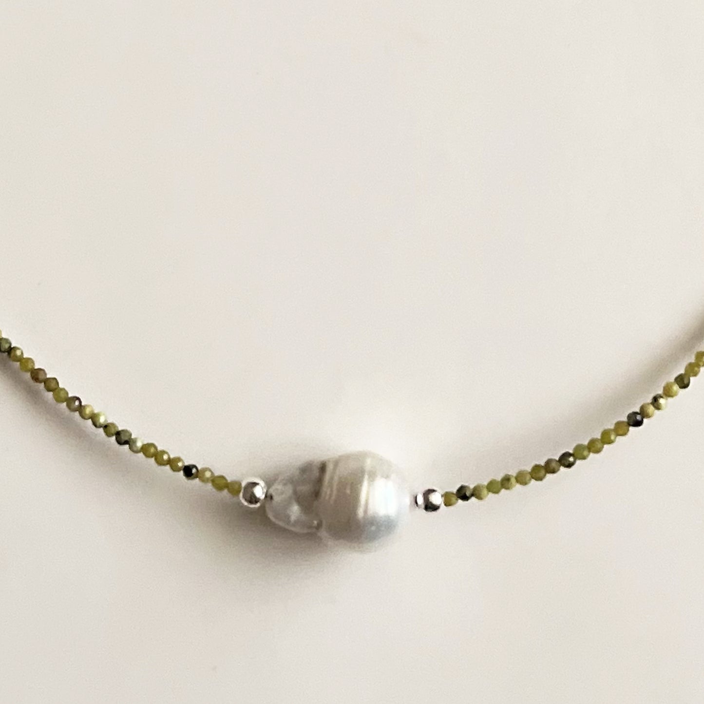 COLLAR LIGHTGREEN SILVERBARROQUE
