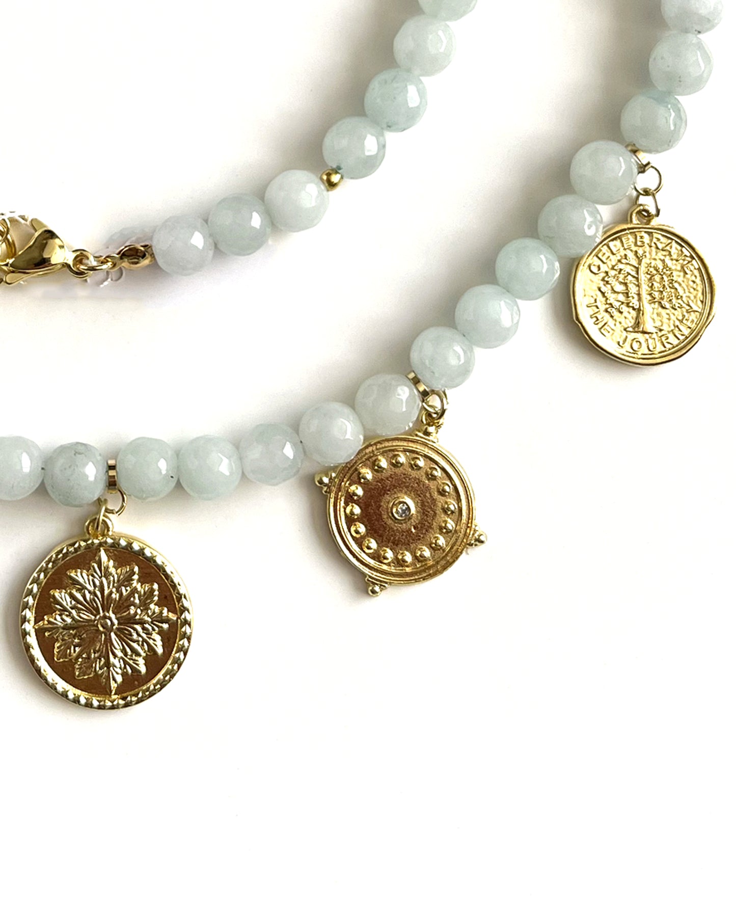 COLLAR LIGHTBLUESTONES MEDALS